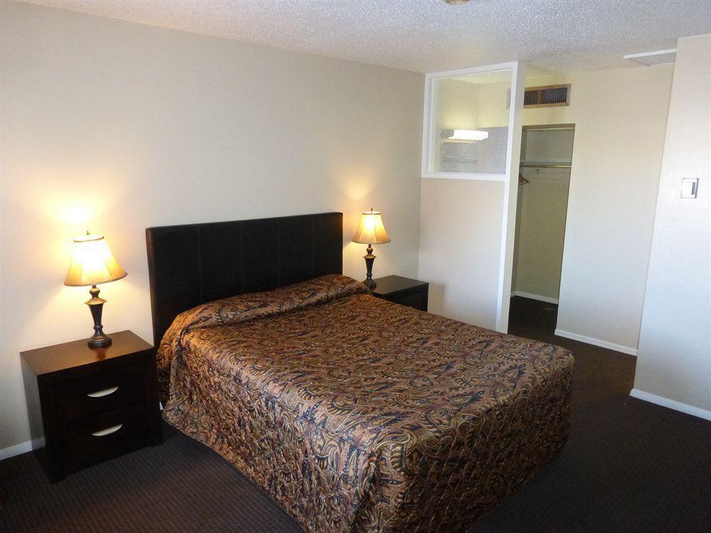 Travel Inn Laramie Εξωτερικό φωτογραφία