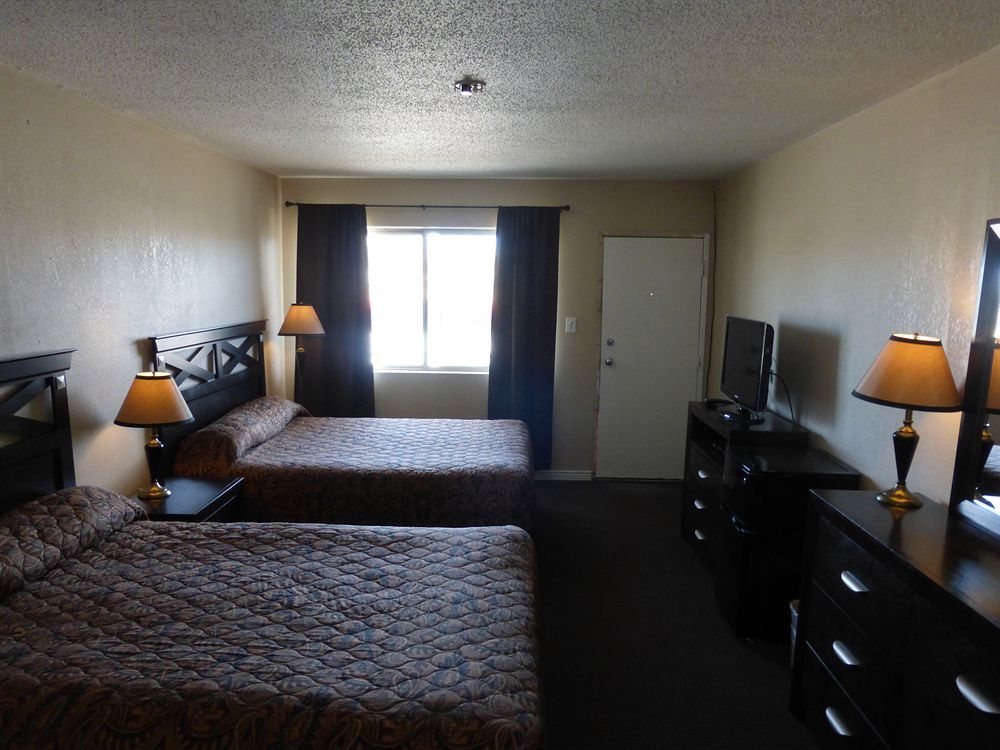 Travel Inn Laramie Εξωτερικό φωτογραφία