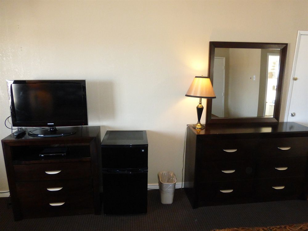 Travel Inn Laramie Εξωτερικό φωτογραφία