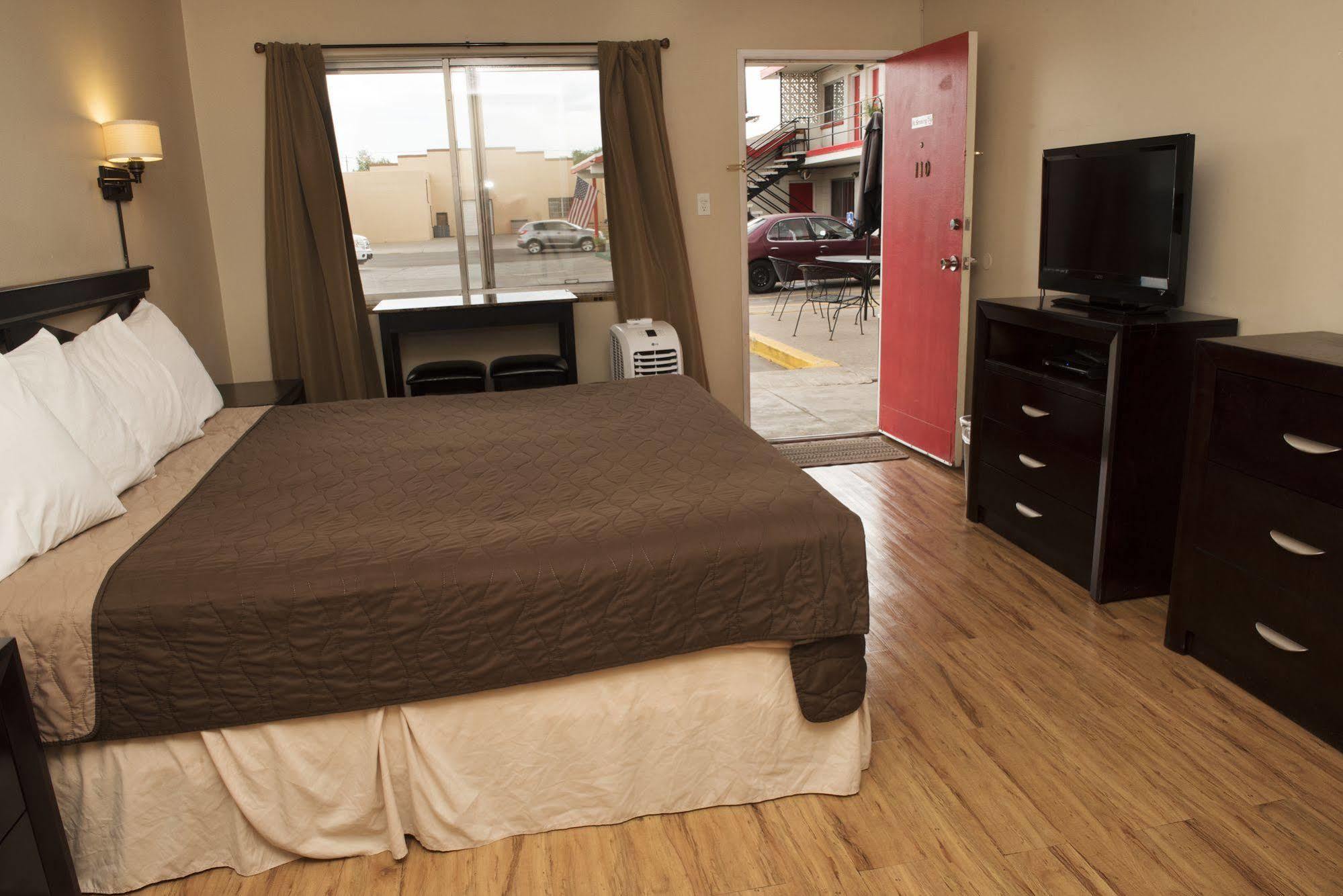 Travel Inn Laramie Εξωτερικό φωτογραφία