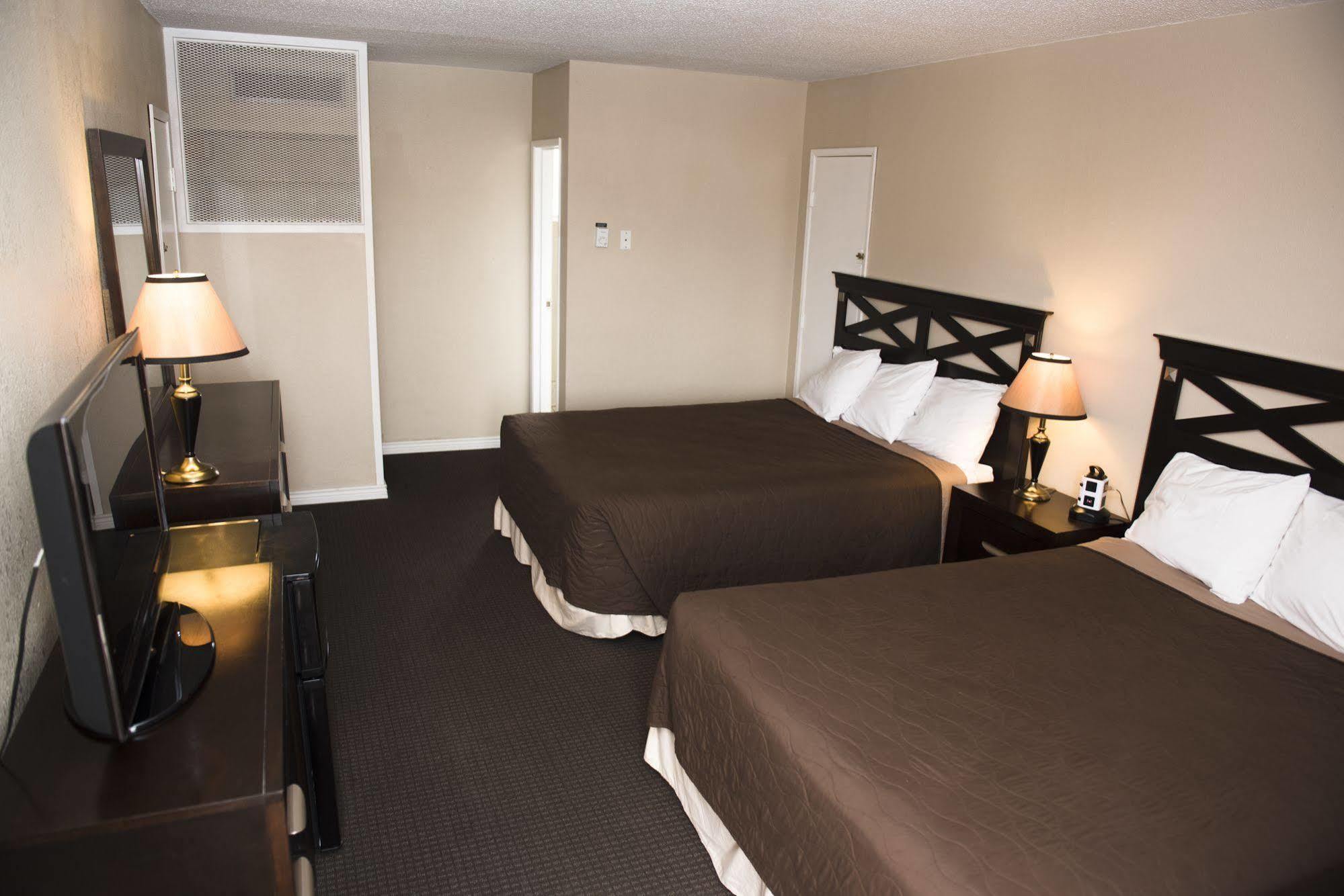 Travel Inn Laramie Εξωτερικό φωτογραφία